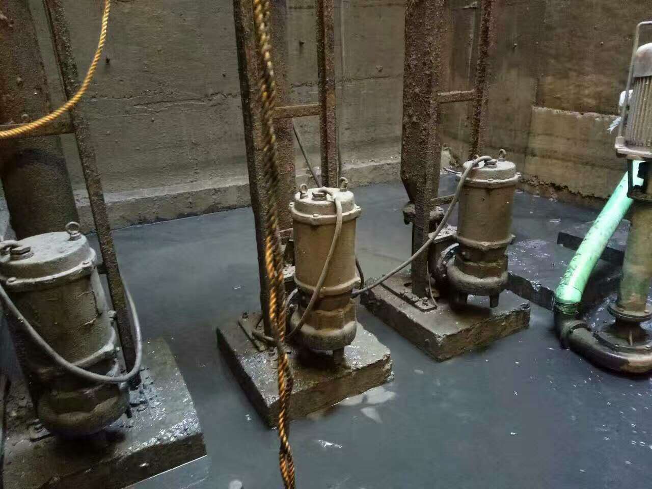 闽侯污水池清理